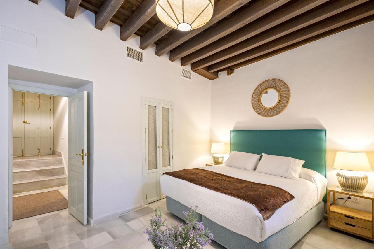 Genteel Home Palacio Abades Seville Exterior photo